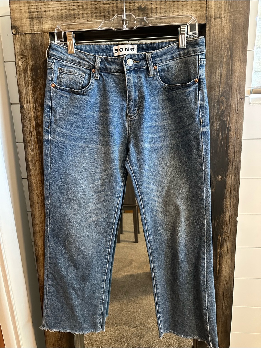 S.O.N.G. Women’s Jeans 7/28 Cropped Straight Leg Raw Hem Medium Wash Y2K